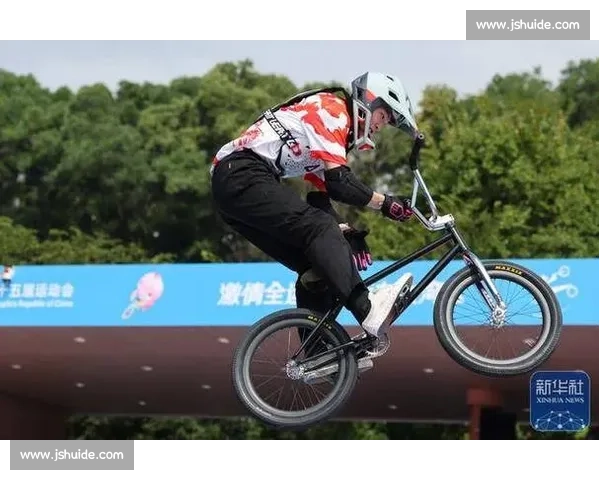 十五运四川首金诞生!小轮车队包揽冠亚军