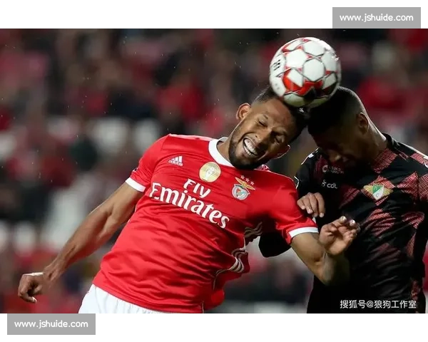 那不勒斯鏖战费耶诺德欧战焦点对决全景深度解析赛事前瞻热点导读